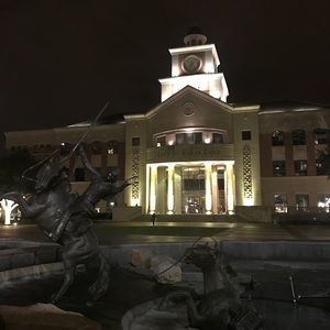 Meet your Posher, Dulce